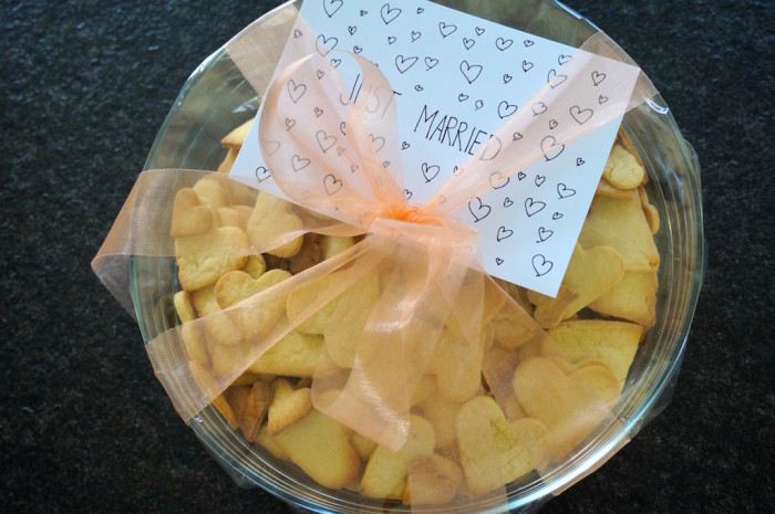 Geschenk_DIY_Hochzeitsgeschenk_Kekse_Cookies_Sophiehearts5