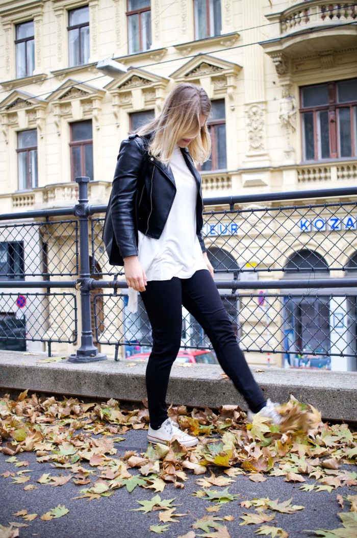 Terranova_Outfit_Herbst_Blackandwhite_Lederjacke_Sophiehearts (7 von 12)