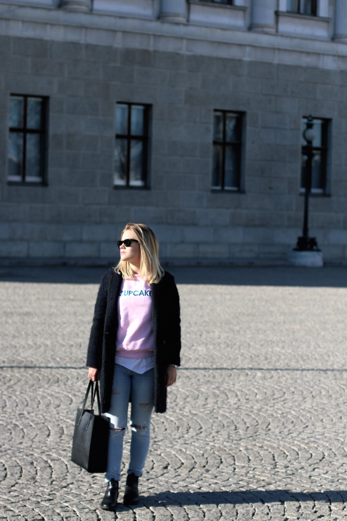 Rad Sweater_Rad_Statementsweater_Outfit_Fashion_Fashionblog_Foodblog_Sophiehearts_Wien1