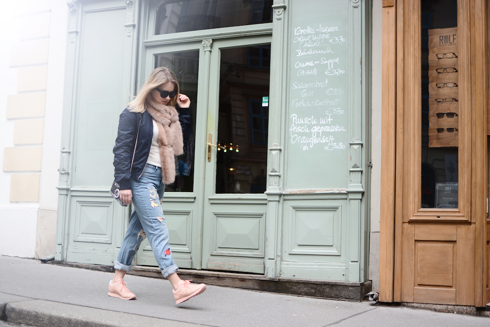 Outfit_Fashion_ReebokClassicSpirit_Sneaker_Fashionblog_Foodblog_Wien_Sophiehearts15