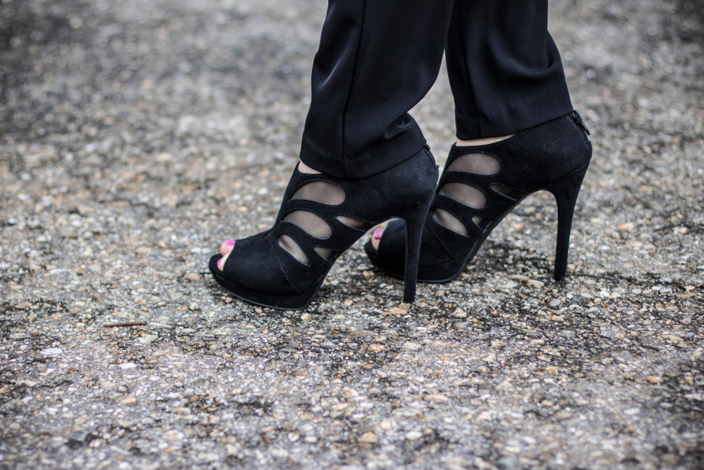 der-perfekte-jumpsuit-schwarz-hm-fashionblog-foodblog-wien-sophiehearts (12 von 12)