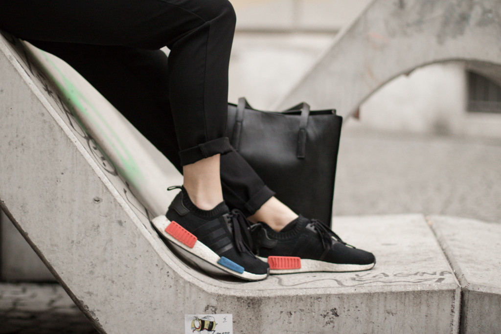 perfekte-jumpsuit-schwarz-hm-fashionblog-foodblog-wien-sophiehearts (1 von 1)