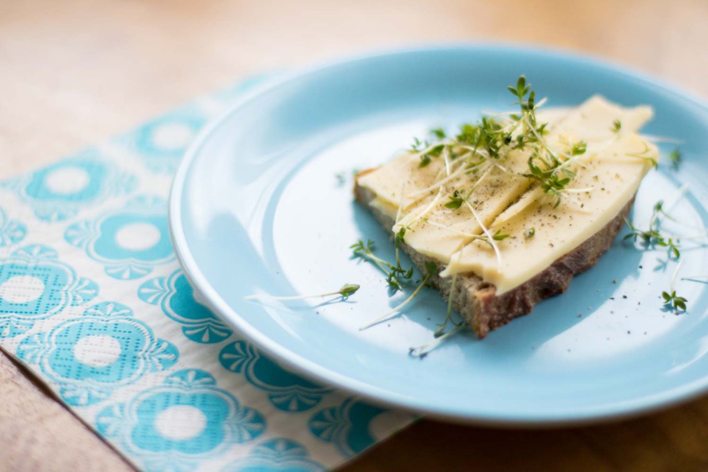 wirkaesebroten-kaesebrot-leerdammer-brot-brotzeit-food-essen-foodblog-fashionblog-wien-sophiehearts (6 von 11)