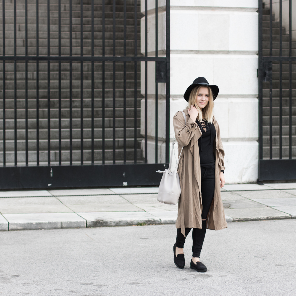 Der-perfekte-Trenchcoat-Fruehling-Outfit-Outfitpost-Fashionblog-Foodblog-Wien-Sophiehearts5