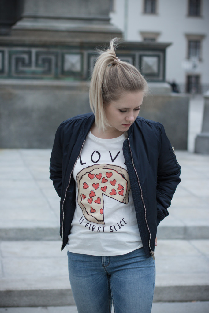 Musthave-Bomberjacke-Outfit-Outfitpost-Fashion-Fashionpost-Fashionblog-Foodblog-Wien-Vienna-Sophiehearts13