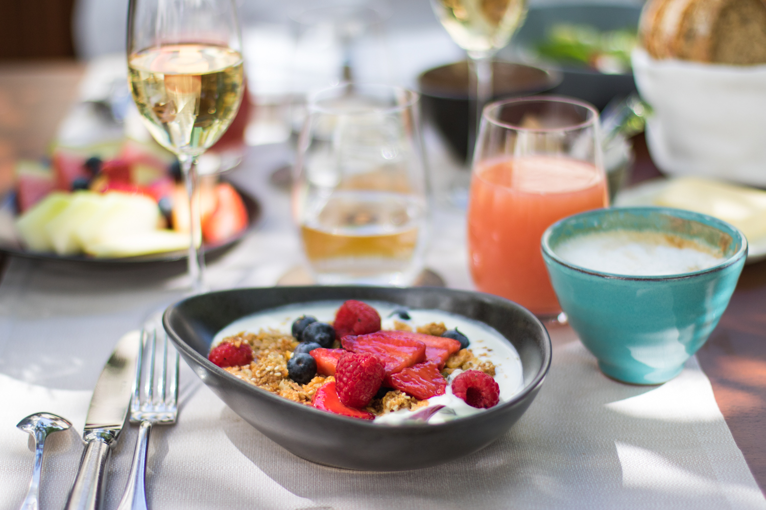 Clementine im Glashaus Frühstück in der Sonne