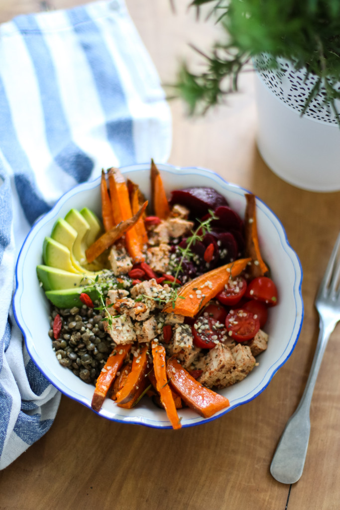 Lunch Bowl Rezept gesund Healthy Avocado Sophiehearts Fashionblog Foodblog Wien Vienna (1 von 5)