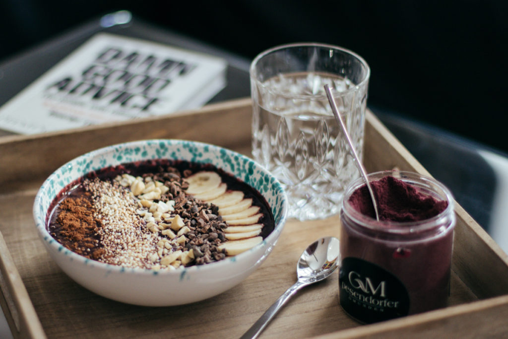 toppings-acai-bowl-breakfast-fruehstueck-foodblog-sophiehearts-wien-vienna-10-von-10