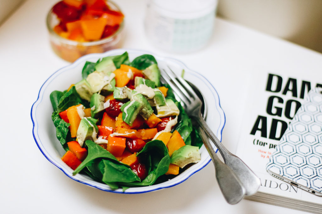 kuerbis-salat-mit-avocado-healthy-gesund-lunch-foodblog-sophiehearts-wien-vienna-1-von-6